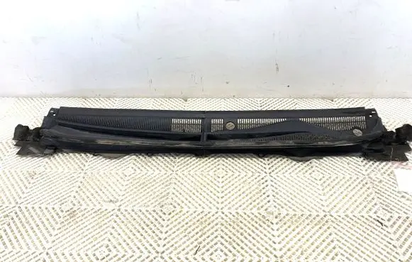 Ford Ranger Wiper trim JB3B2102223B