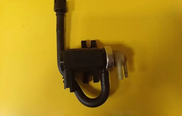 Citroen C4 Grand Picasso Turbo solenoid valve 9661960380 70163300