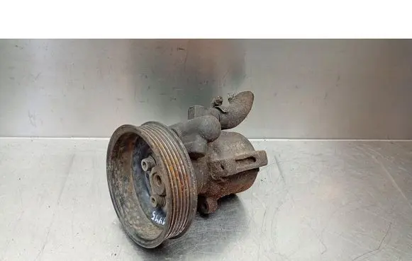 Volkswagen Golf III Power steering pump 1H0422155E
