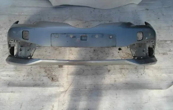 Toyota Auris E180 Front bumper 5211902K40