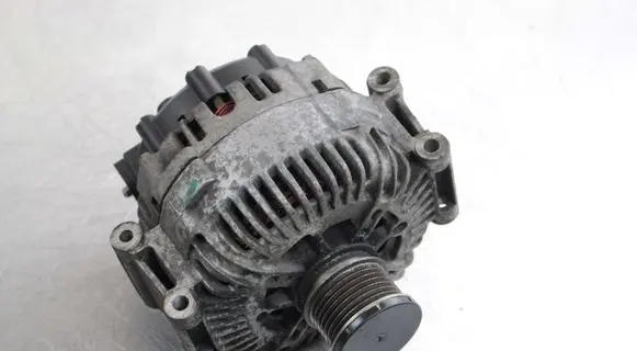 Mercedes-Benz E W211 Generator/alternator A6421540402