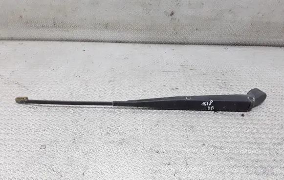 Nissan Terrano Front wiper blade arm