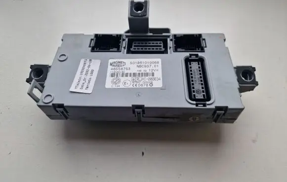 Alfa Romeo 147 Comfort/convenience module 501861010068 46558753