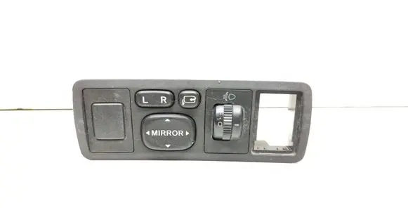 Toyota Avensis T250 Wing mirror switch 183575