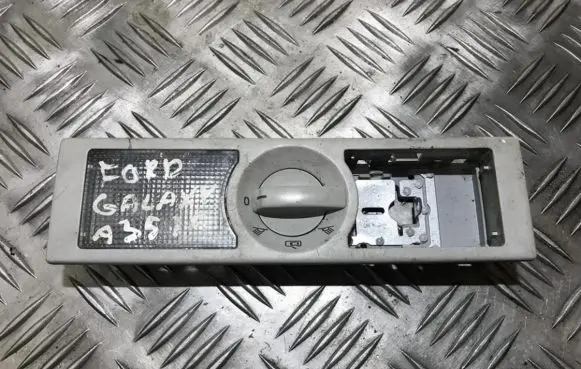 Ford Galaxy Front seat light 0886400 08.864.00