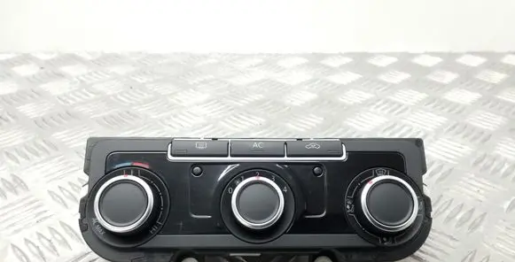 Volkswagen Jetta VI Climate control unit 7N0907426AM