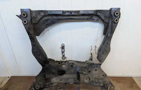 Volvo V60 Front subframe 32315338