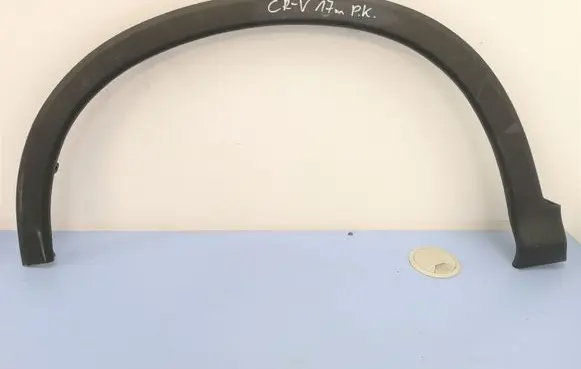 Honda CR-V Front arch trim 