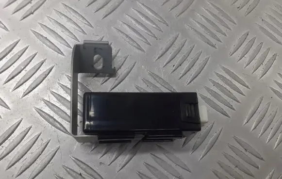 Mazda 5 Sliding door control unit/module CC65675DZA