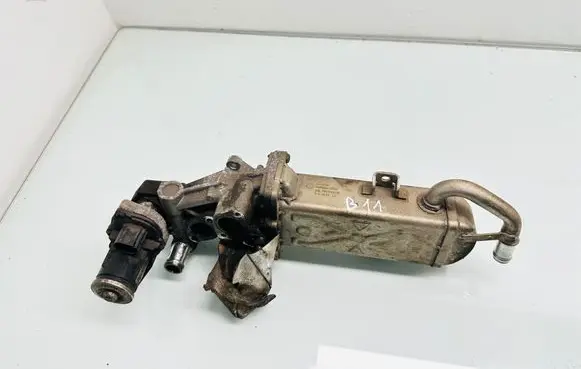 Volkswagen Touran II EGR valve cooler 03L131512CF