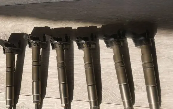 Mercedes-Benz ML W164 Fuel injectors set A642070 080313 0445115