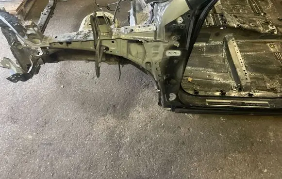 Toyota RAV 4 (XA40) Front quarter panel 