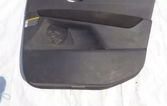 Peugeot 5008 Front door card panel trim 