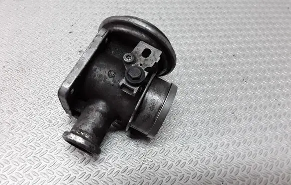 BMW 3 E46 EGR valve 72252302