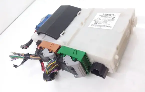 Volvo V70 Fuse module 30765624 7G9T14C256FA