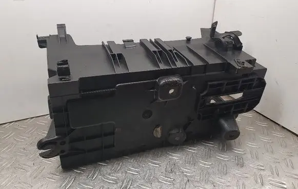 Opel Insignia A Battery tray 13330951 13330952