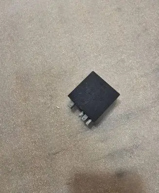Audi A8 S8 D2 4D Other relay 8D0907701A D15502