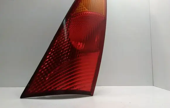 Ford Focus Rear/tail lights 1M5113404AD