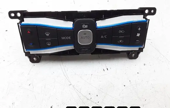 Nissan Leaf I (ZE0) Climate control unit 275003ND0C