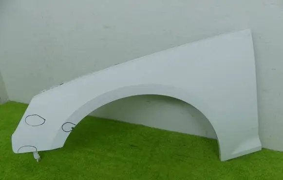 Audi A4 S4 B9 Fender 8W0821105
