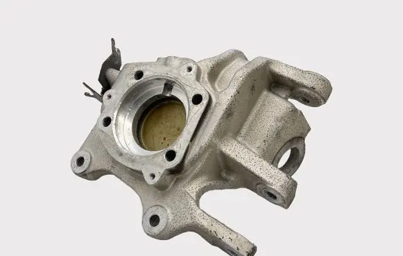 Rear wheel hub