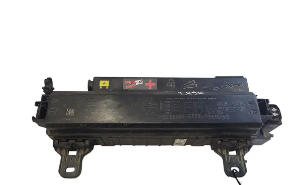 Tesla Model S Fuse module 103440600C