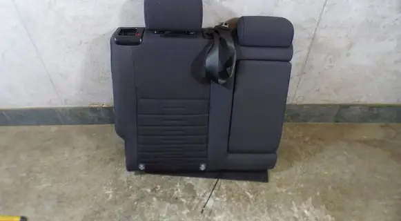 Toyota Auris E180 Second row seats CARTOPARCIE