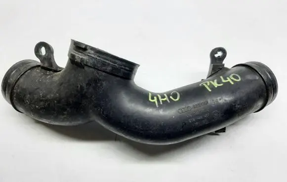 Audi A8 S8 D4 4H Air intake hose/pipe 4H0129711D