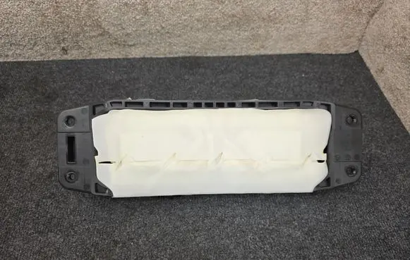 Mercedes-Benz GLC X253 C253 Passenger airbag 2538600502 A2538600502