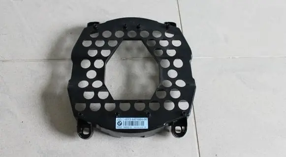 BMW X5 E70 Subwoofer grill/trim 65136971884 18820010