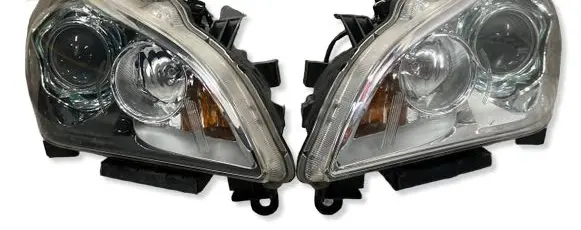 Infiniti M Y51 Headlights/headlamps set INFINITIM37 M37 EANA