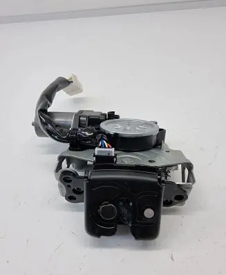 Lexus RX 450H Tailgate/trunk/boot lock/catch/latch 1638000770 T9161351B