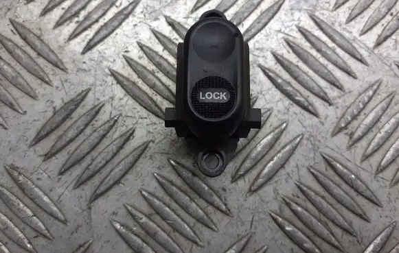Chrysler PT Cruiser Central locking motor 
