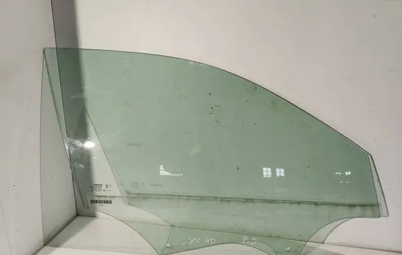 Volvo XC40 Front door window glass four-door 32368779 43R00049