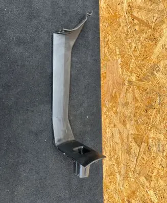 Audi e-tron Steering wheel column trim 4KL863045