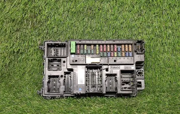 Ford Fusion II Power management control unit DG9T15604BL A2C7310881300