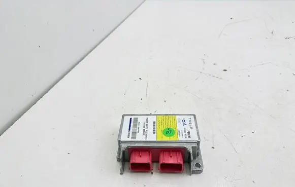 Tesla Model S Airbag control unit/module 103164300A 28445500