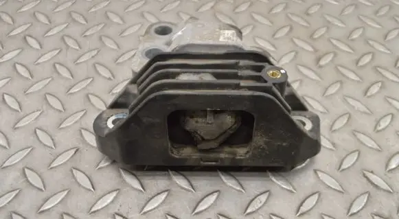 Jeep Renegade Engine mount bracket 00519997550