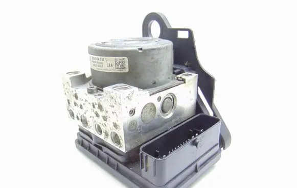 Volkswagen PASSAT B8 ABS Pump 3Q0614517L 3Q0907379L