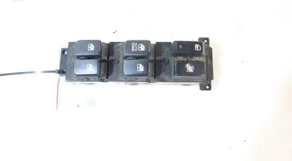 Hyundai Santa Fe Electric window control switch