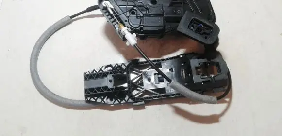 Skoda Karoq Front door lock 5TC837015