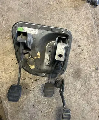 Renault Master II Pedal assembly 7700302297 770030229