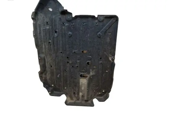 Center/middle under tray cover