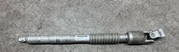BMW i3 Steering column universal joint 6864555
