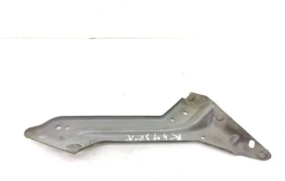 Audi Q5 SQ5 Fender mounting bracket 8R0821135