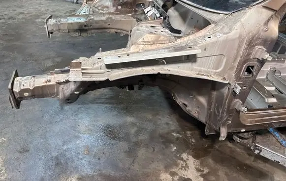 Volvo XC60 Front quarter panel 