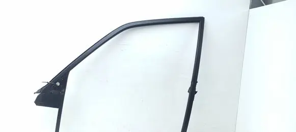 Jaguar XJ X40 Front door window/glass frame 