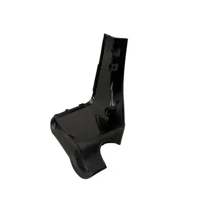 Rear/tail light trim molding