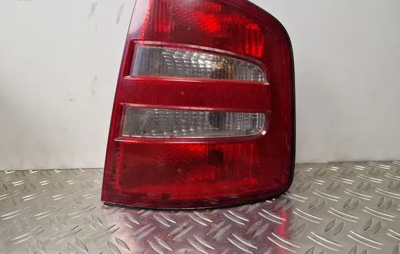 Rear/tail lights