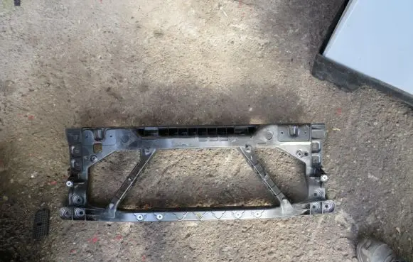 Land Rover Defender Radiator support slam panel L8B216E144A